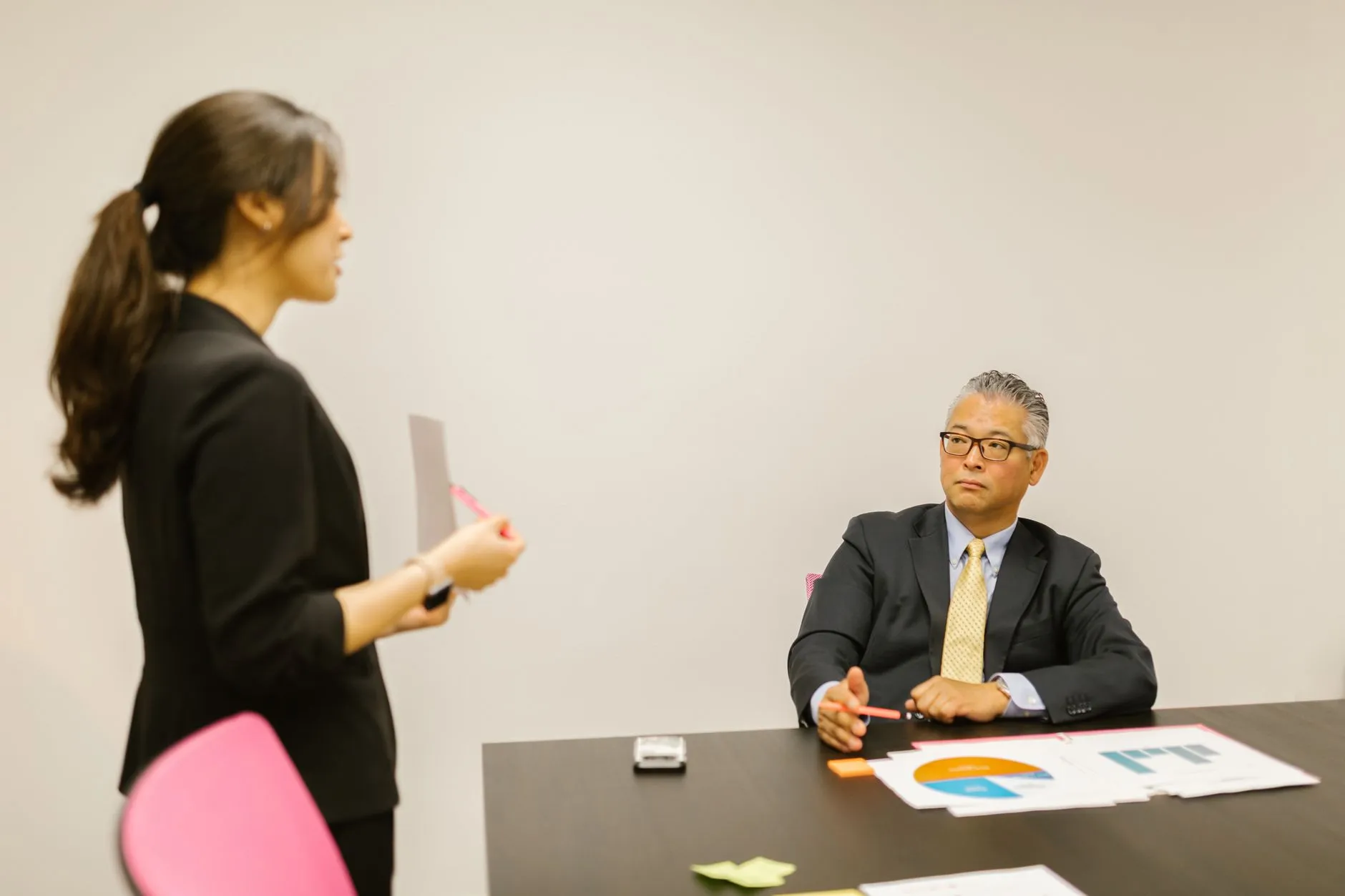 成都灵格2025年小语种课程体系升级:新增职场日语与商务韩语方向
